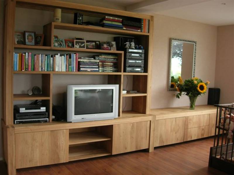 Eenzaamheid dood gaan Laster Boekenkast tv meubel eikenhout blanke olie | Te Boveldt Meubelmakerij &  Interieurbouw